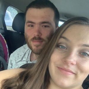 Meet your Posher, Kendra